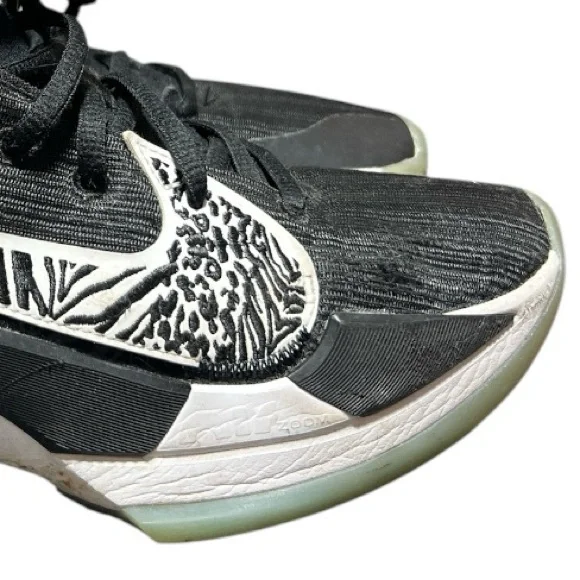 Nike Zoom Freak 2 men 8.5 & women 10